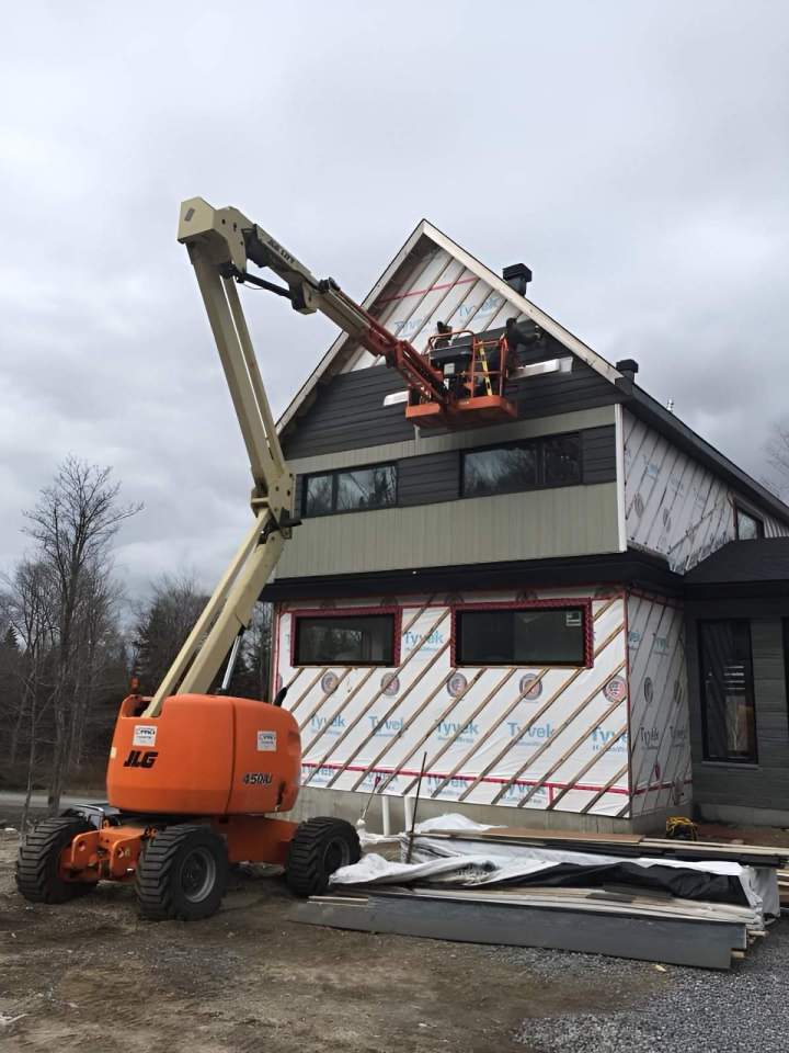 Construction moderne et robuste Lac-Beauport